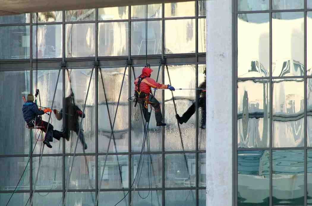 Fall Protection Training Is Provided by Employers – Don’t Pay