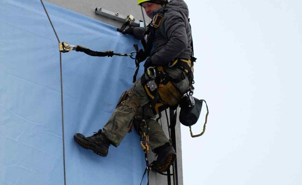 What Age Do I Need to Be to Take Fall Protection Training?